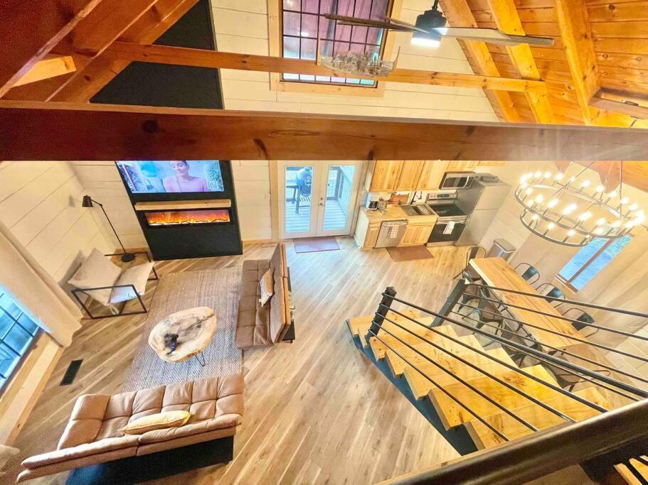 Modern Lake Side Nest• Hotub Fenced Yard King Beds Sevierville Exterior foto