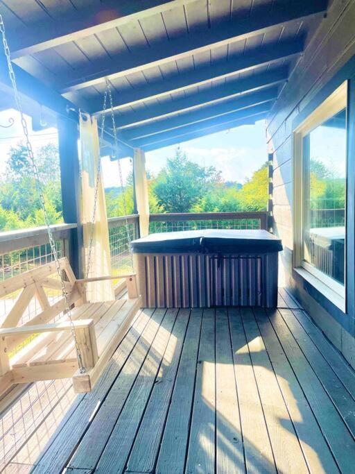 Modern Lake Side Nest• Hotub Fenced Yard King Beds Sevierville Exterior foto